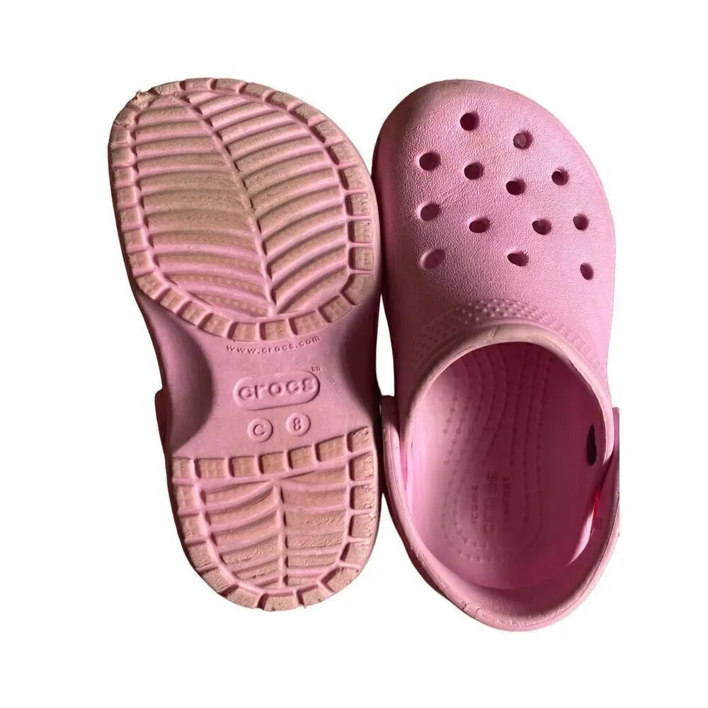 Crocs classic girls light baby, pink sandals/water shoe size 8 ￼